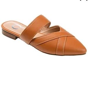 Journee Collection Stasi Mules